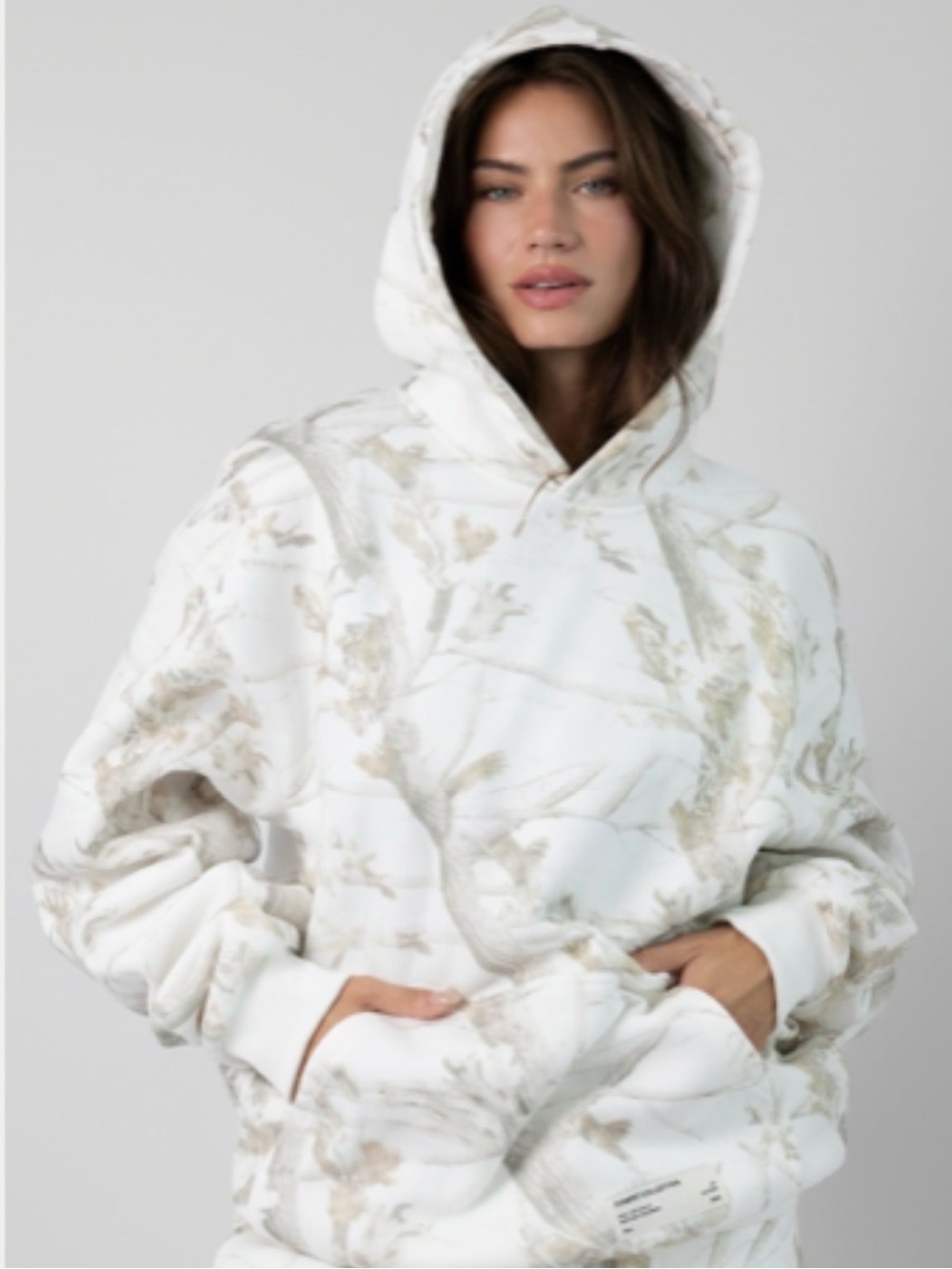 Women's White camo comfrt Hooded Pullover Sweatshirt
